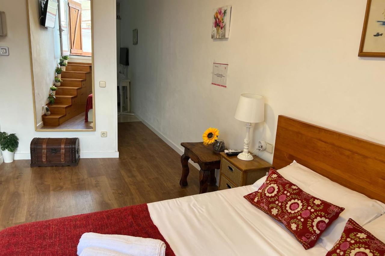 Cozy Studio With Amazing Terrace Near Plaza Espana 巴塞罗那 外观 照片